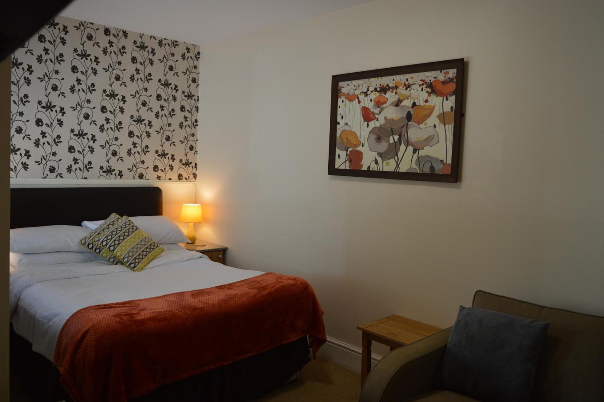 The Sheldon B&B - Free Private Parking Істборн Екстер'єр фото